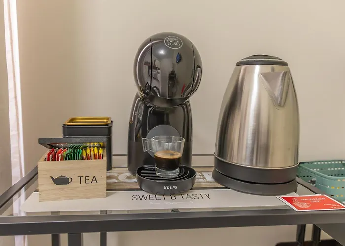 Pit Stop 2 アパート コモ